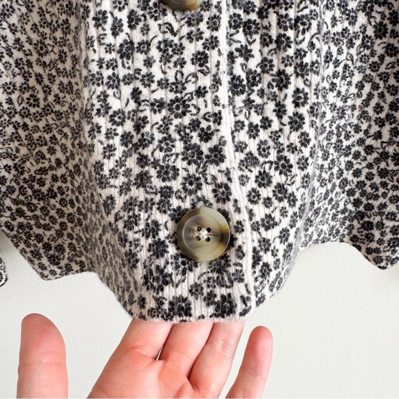 MADEWELL • Vintage Ditsy Cameron Ribbed Cardigan Sweater in Coziest Yarn - Picture 7 of 14